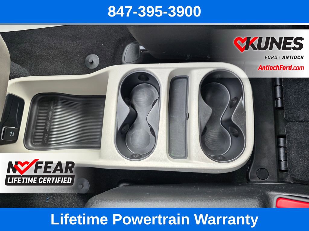 Used 2023 Chrysler Voyager LX image 55