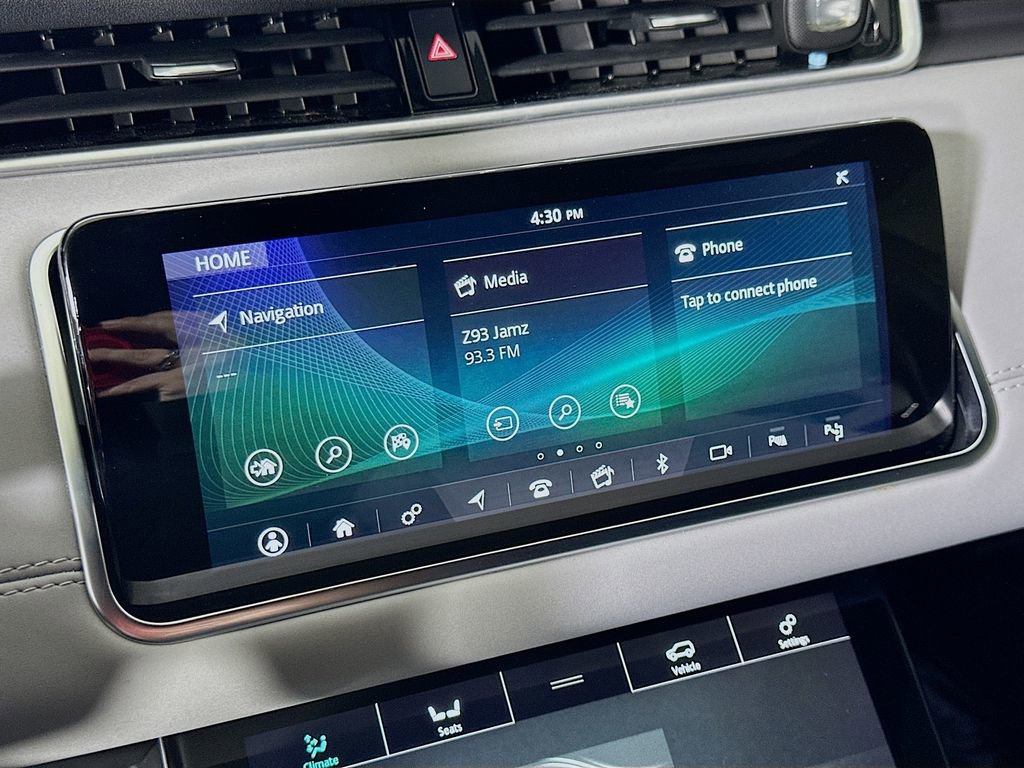 Used 2020 Land Rover Range Rover Evoque SE image 24