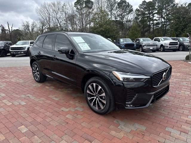 Used 2024 Volvo XC60 B5 Core w/ Protection Package Premier image 37