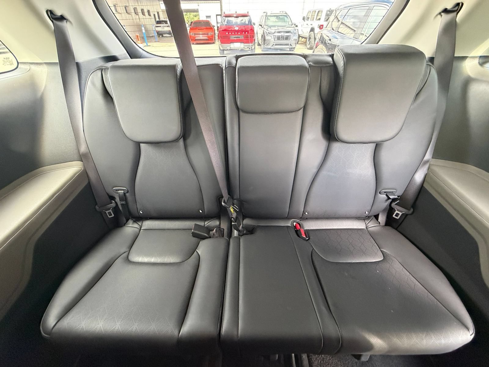 Used 2026 Kia Carnival FWD image 31