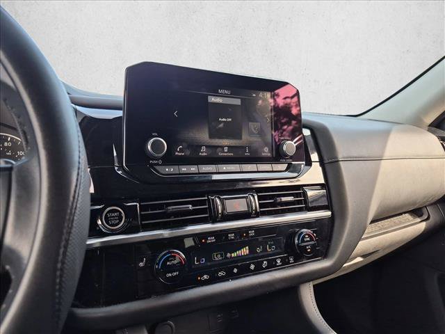Used 2023 Nissan Pathfinder SV FWD image 7