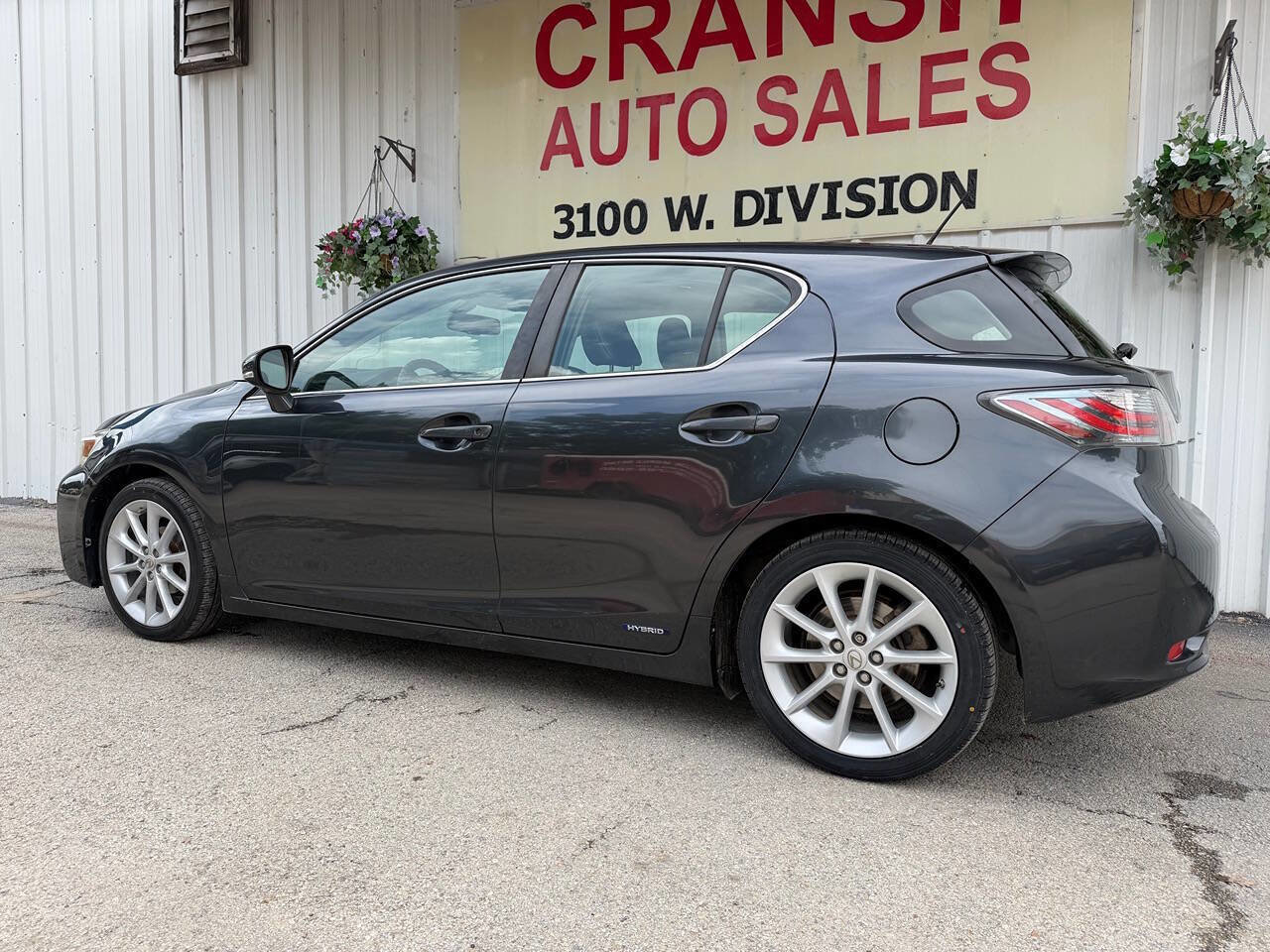 Used 2011 Lexus CT 200h Premium w/ Premium Audio Pkg FWD image 9