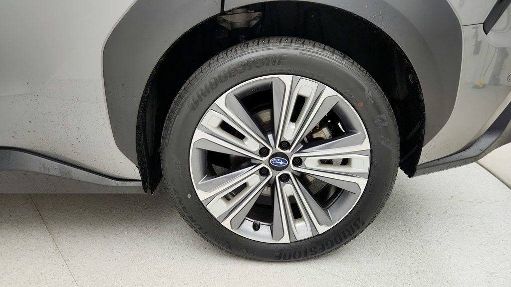 Used 2023 Subaru Solterra AWD image 9
