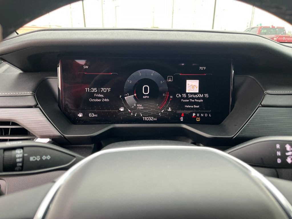 Used 2025 GMC Acadia Elevation image 19