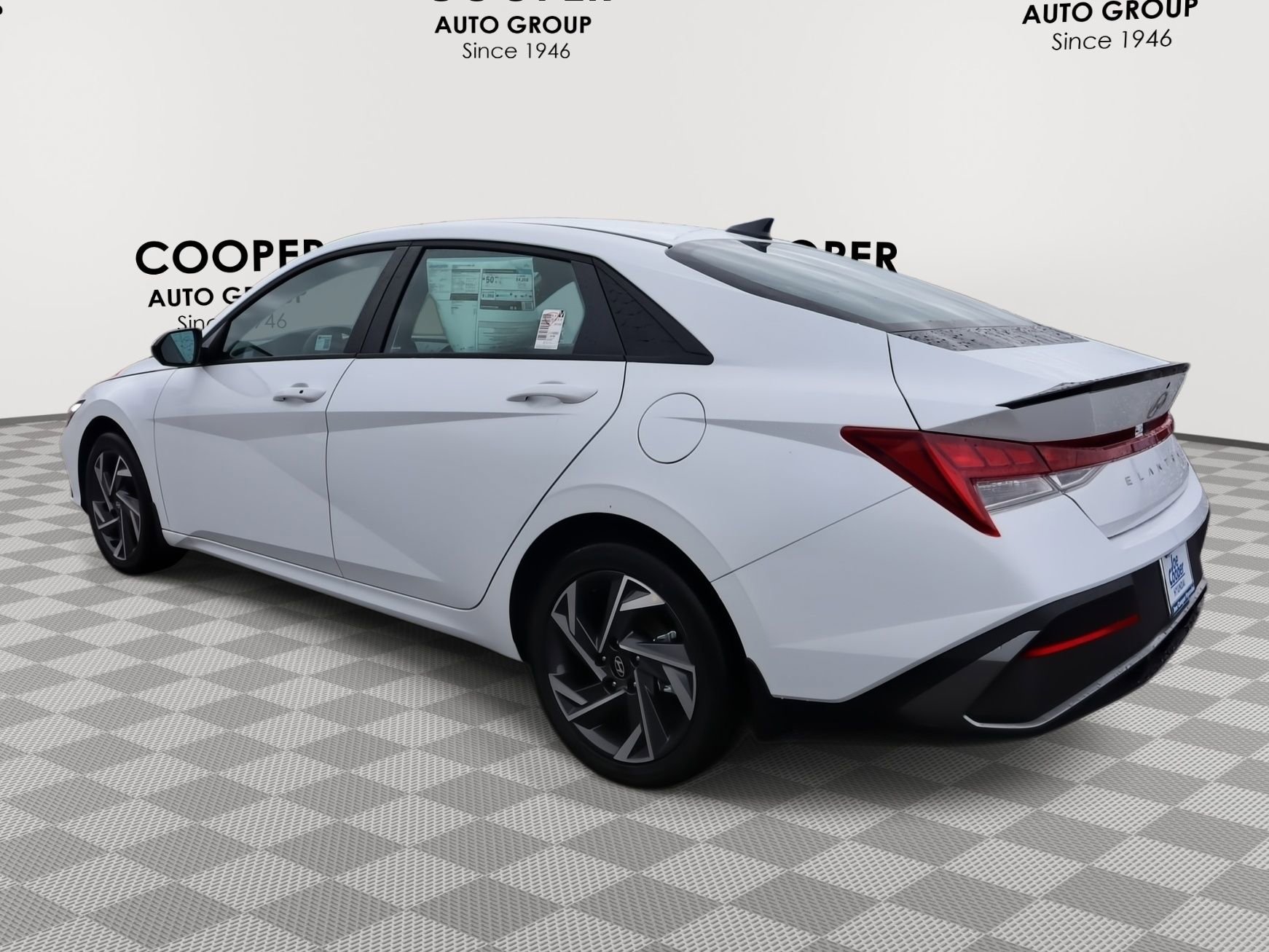 New 2025 Hyundai Elantra SEL image 6