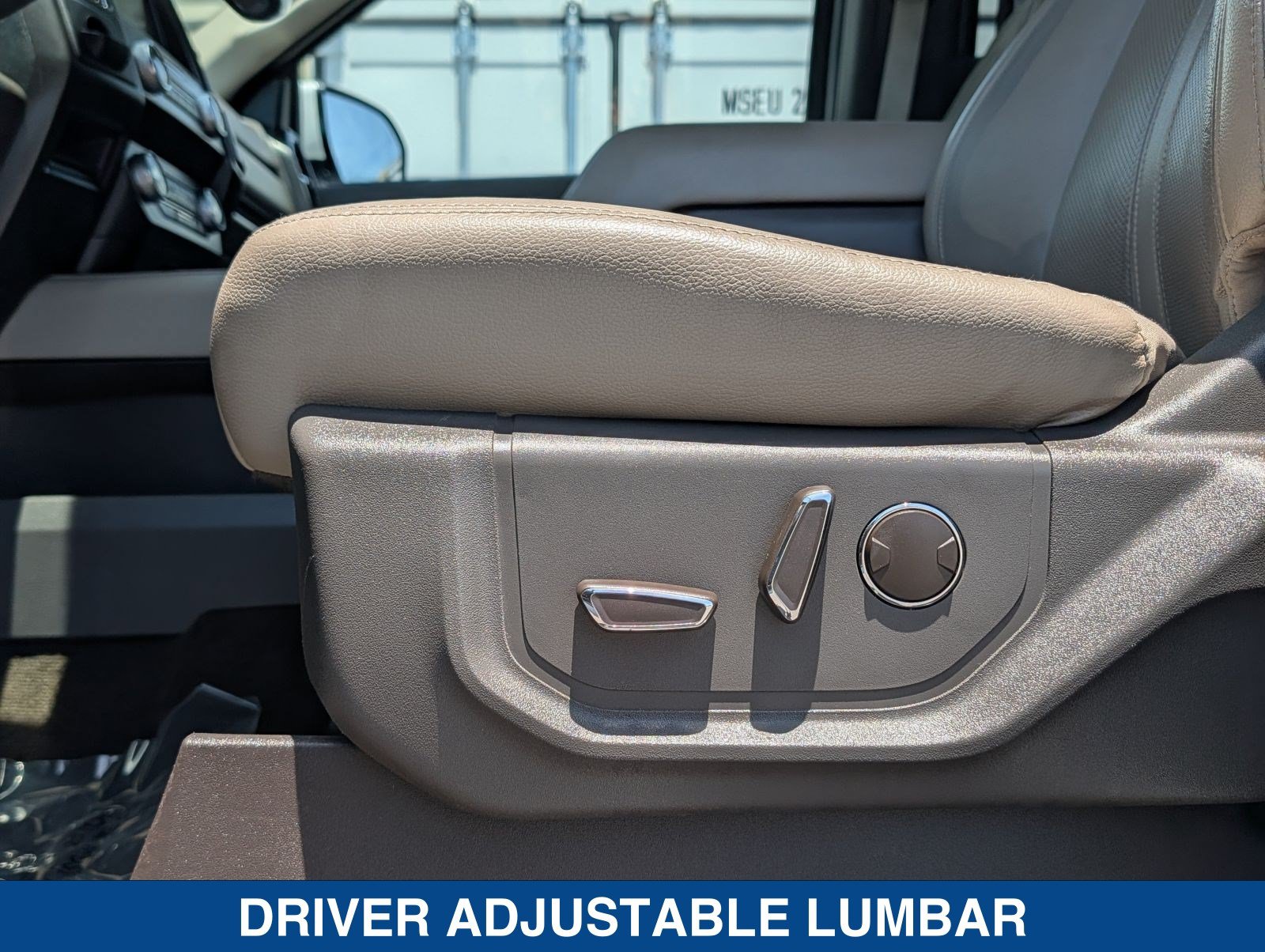 Used 2019 Ford Expedition Limited RWD image 25