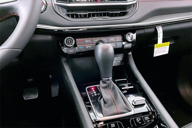 New 2026 Jeep Compass Trailhawk image 7