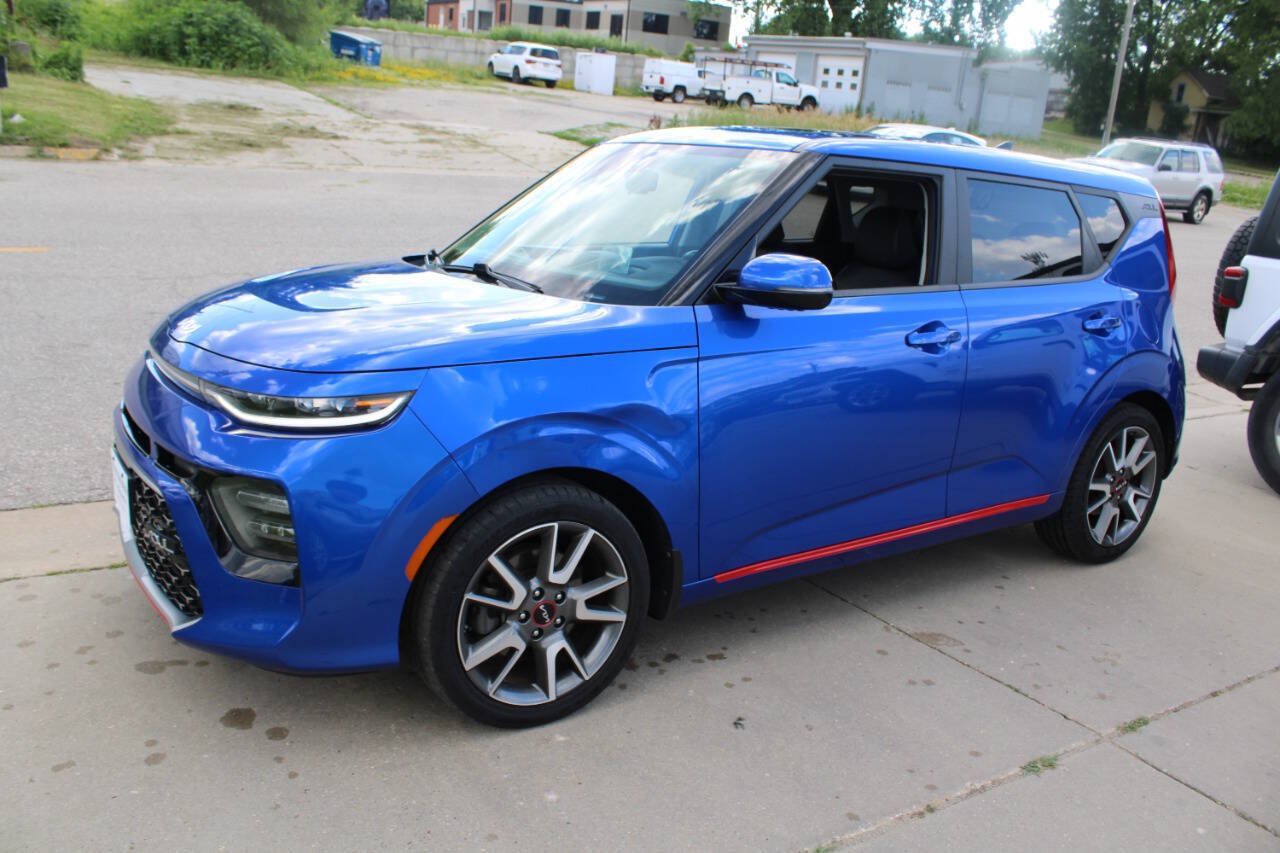 Used 2022 Kia Soul Turbo FWD image 4