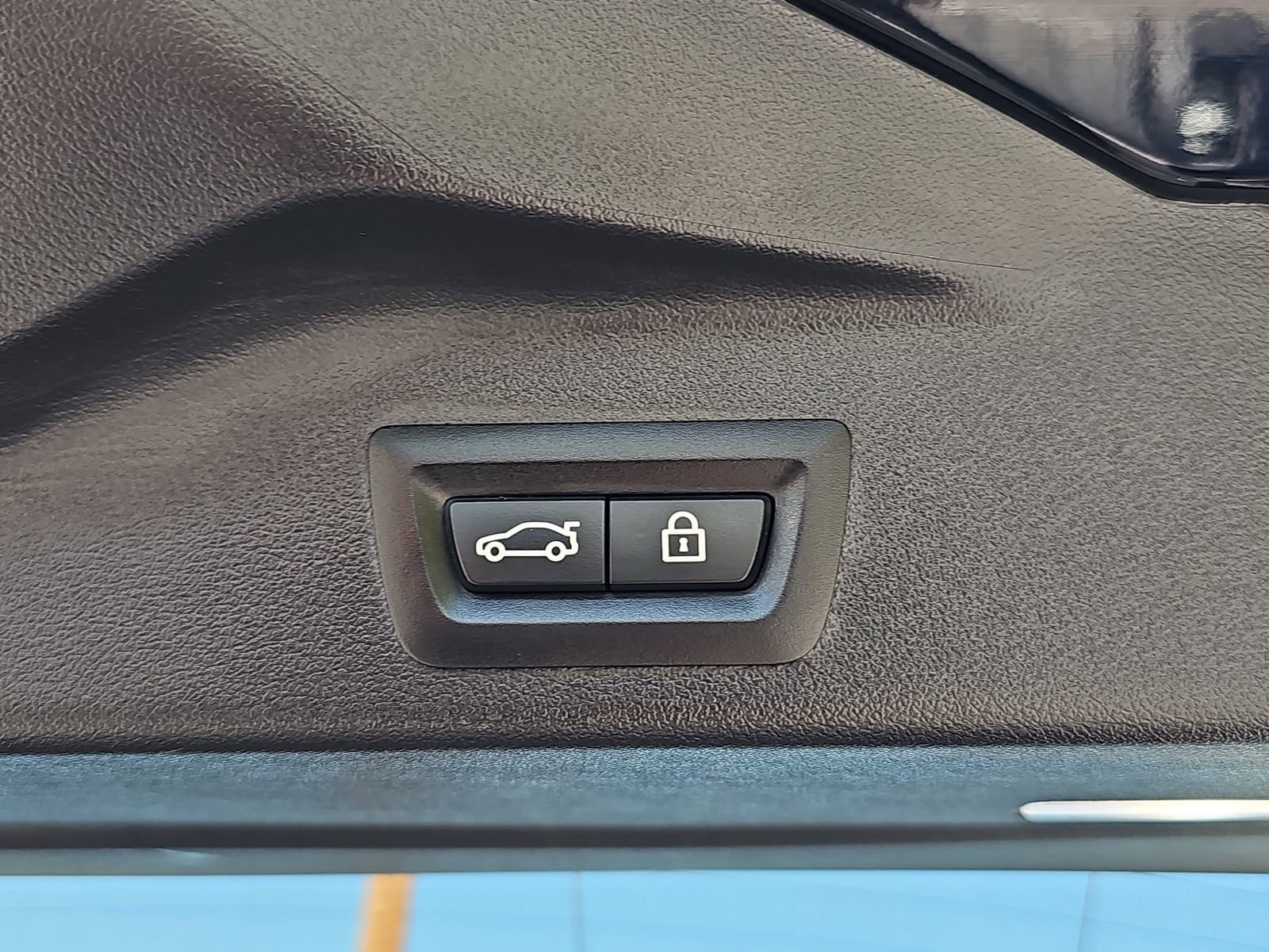 Used 2023 BMW X5 sDrive40i w/ Parking Assistance Package image 13