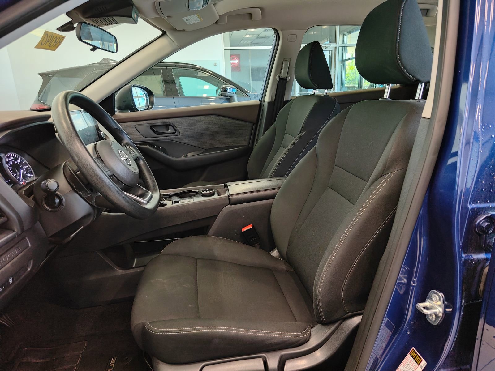 Used 2023 Nissan Rogue S AWD/4WD image 8