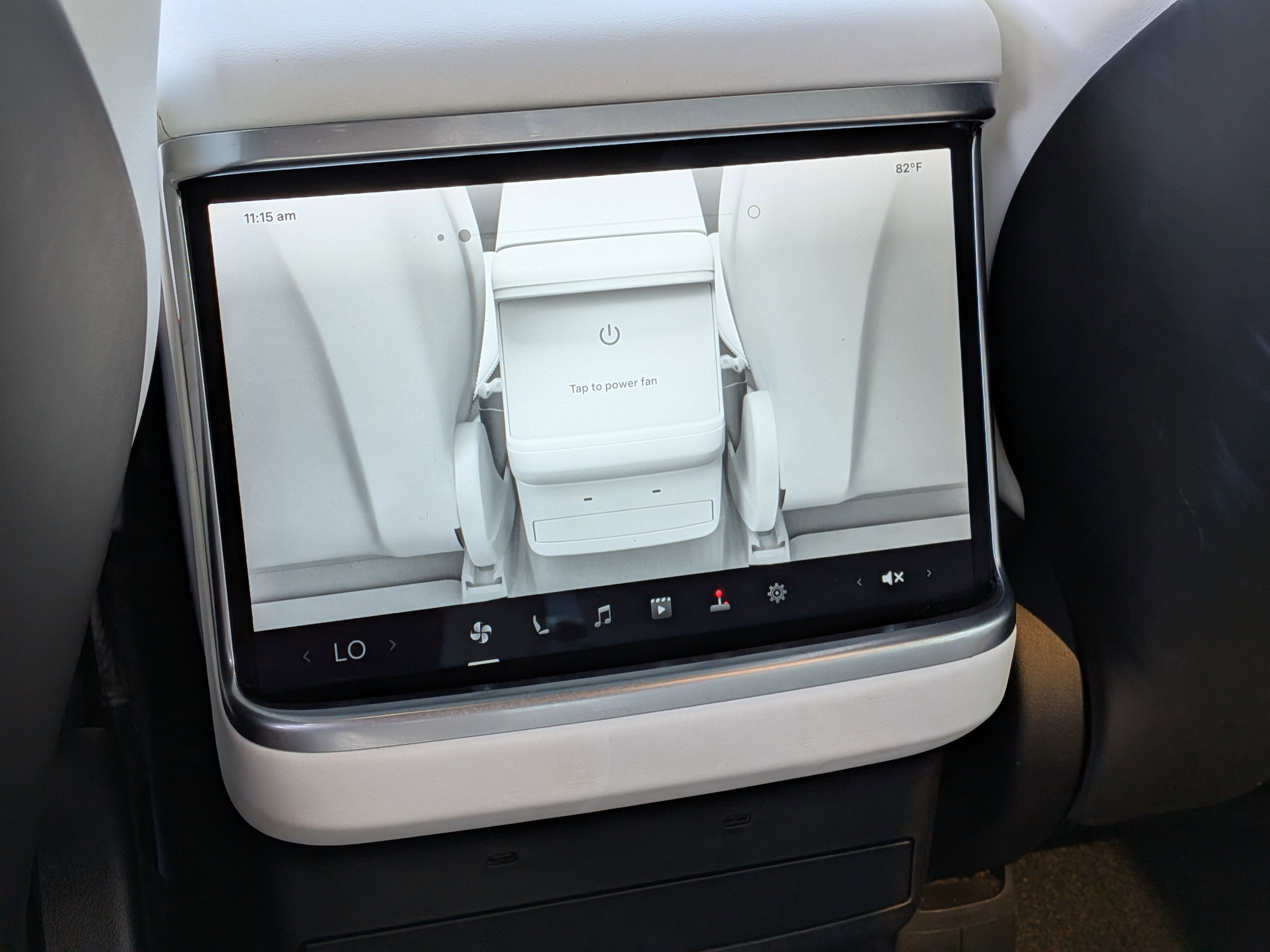 Used 2023 Tesla Model X image 17