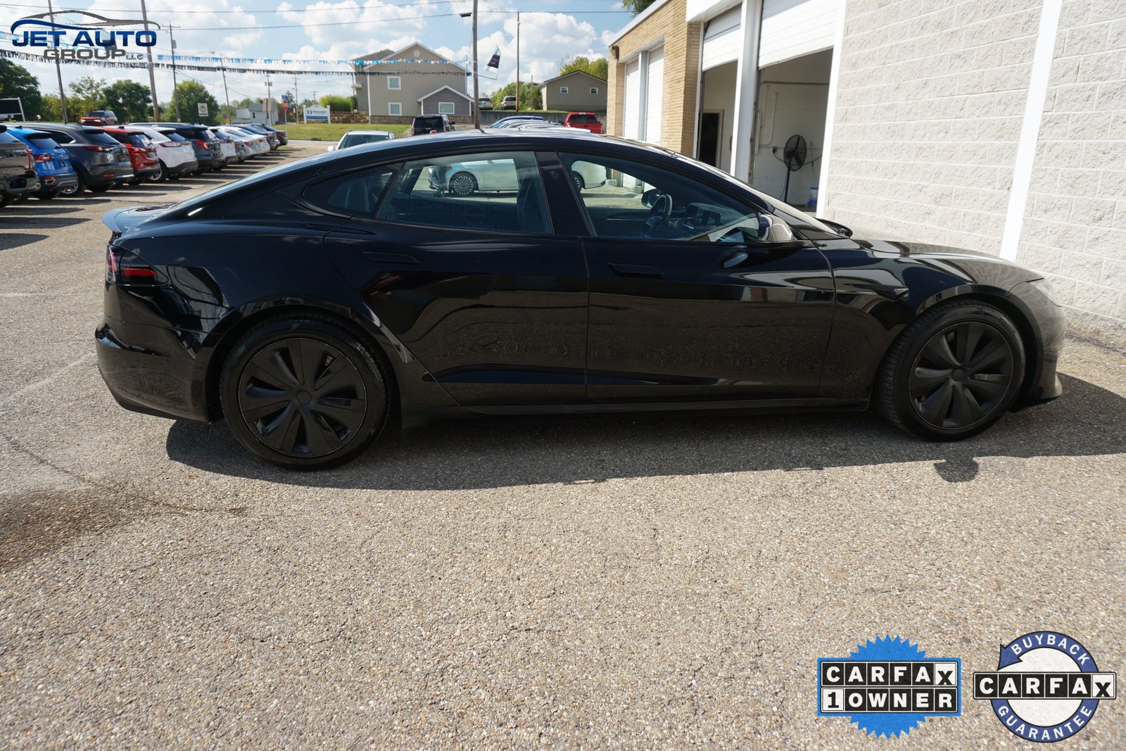 Used 2022 Tesla Model S Plaid image 12