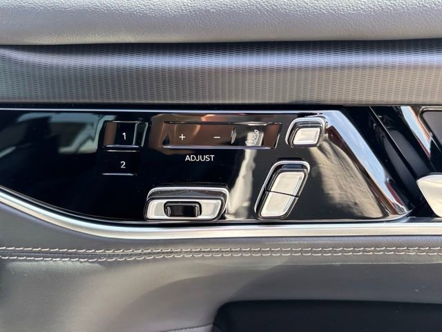 New 2026 Jeep Grand Wagoneer Summit image 9
