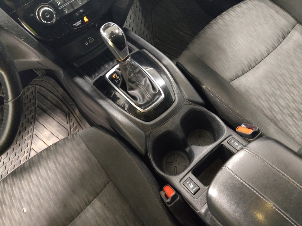 Used 2020 Nissan Rogue S w/ Special Edition Package image 26