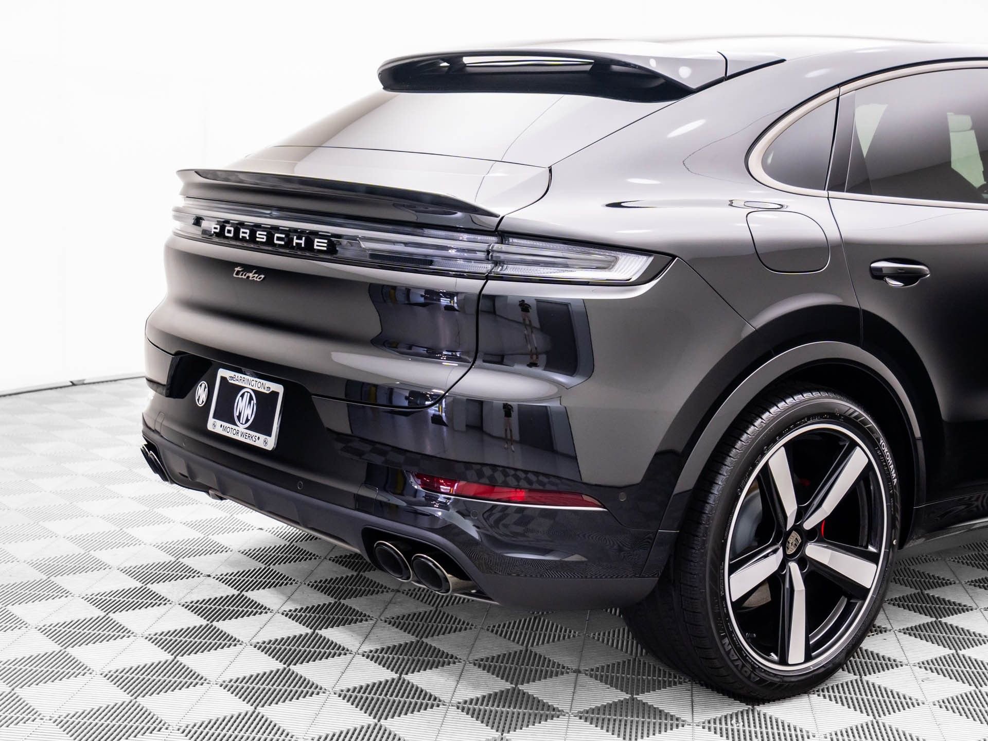 New 2025 Porsche Cayenne Turbo image 32