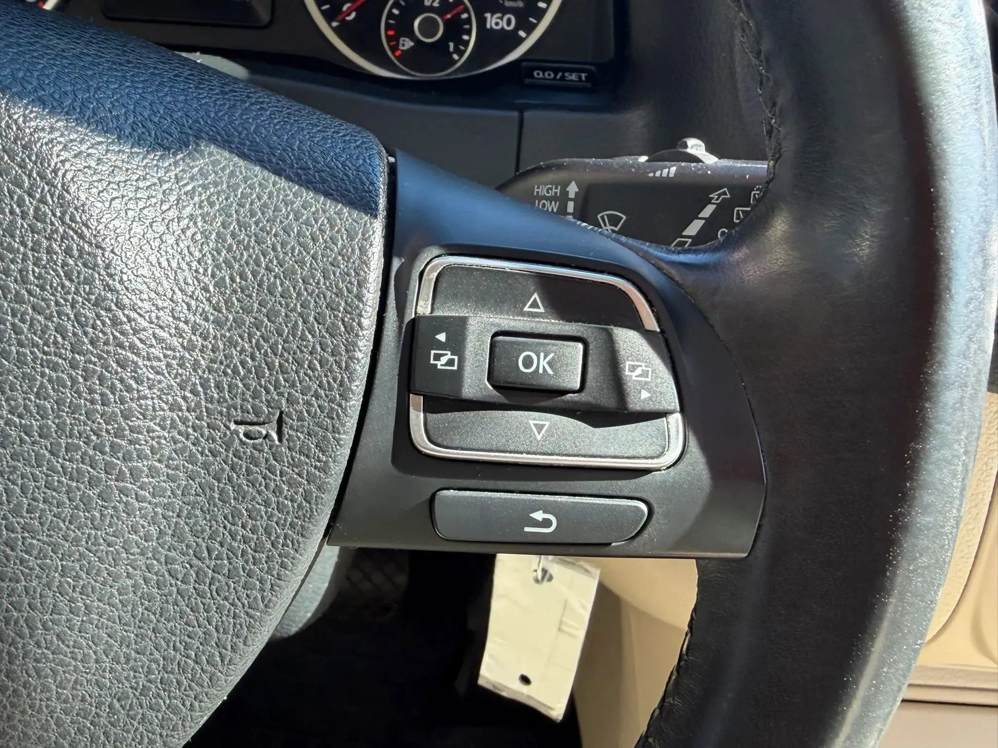 Used 2015 Volkswagen Tiguan SE AWD/4WD image 20