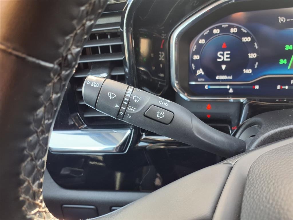 Used 2025 Chevrolet Silverado 1500 LT image 19