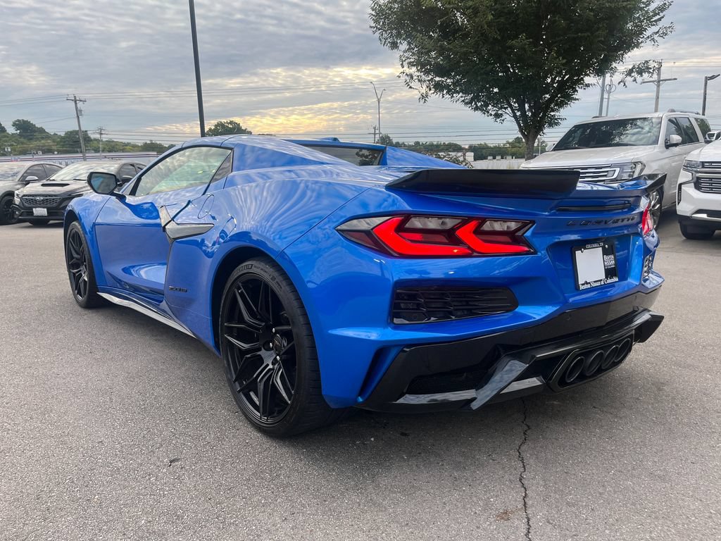 Used 2025 Chevrolet Corvette Z06 RWD video 2