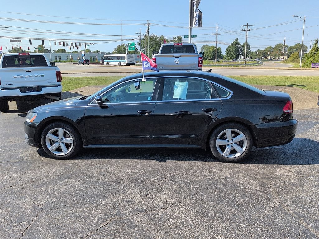 Used 2014 Volkswagen Passat 1.8T SE FWD image 4