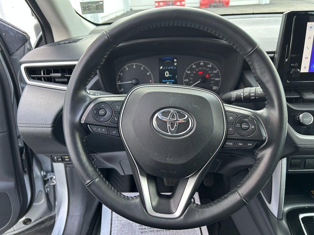 Certified 2023 Toyota Corolla Cross LE image 15