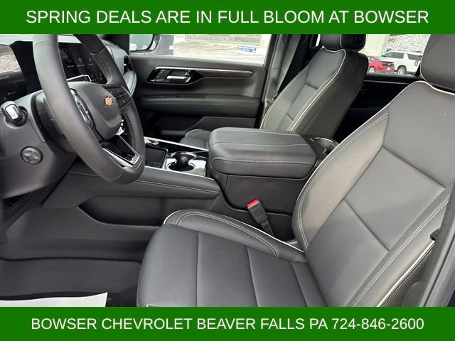 New 2026 Chevrolet Suburban Premier image 5