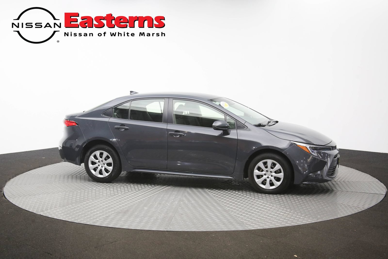 Used 2023 Toyota Corolla LE w/ Carpet Mat Package (TMS) FWD image 41
