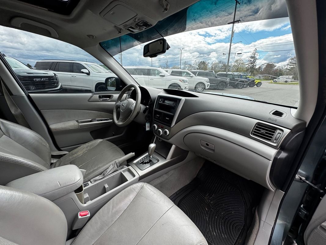 Used 2010 Subaru Forester 2.5XT Limited AWD/4WD image 27