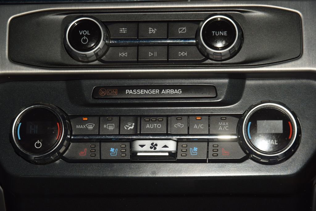 Used 2022 Ford F350 Platinum image 31