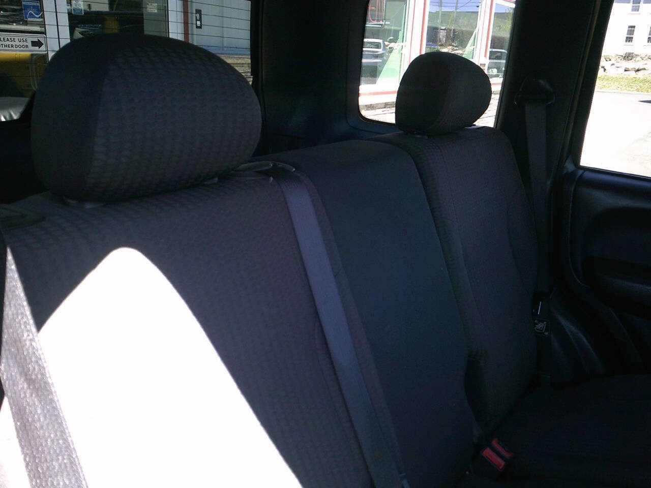 Used 2004 Jeep Liberty Sport w/ PWR Convenience Group AWD/4WD image 13