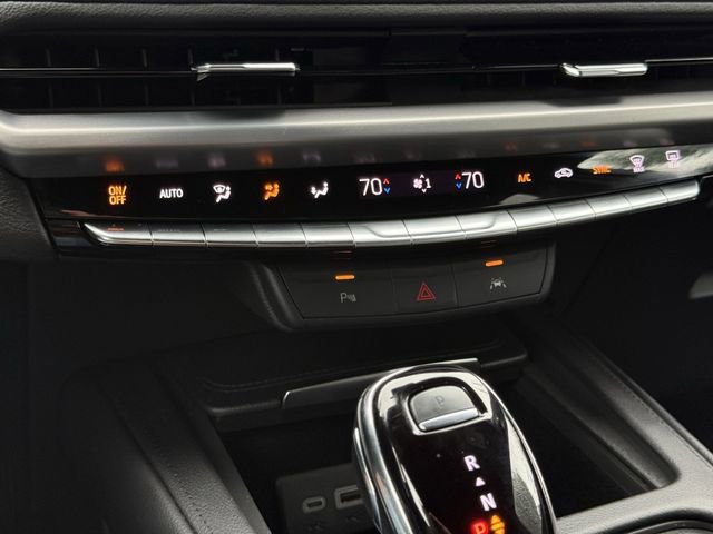 Used 2024 Cadillac XT4 Premium Luxury AWD/4WD image 18