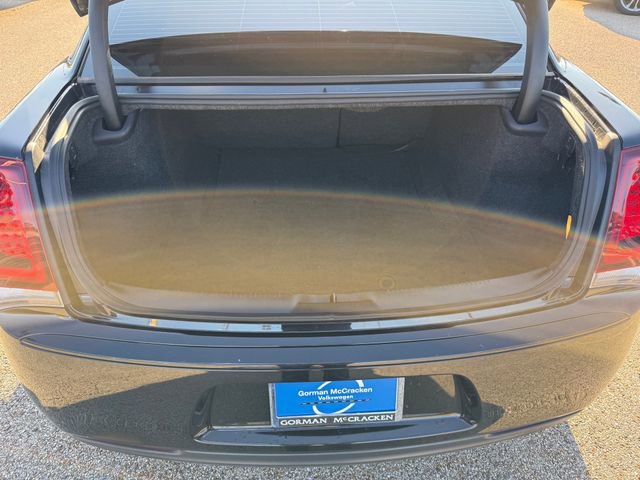 Used 2020 Chrysler 300 Touring w/ Sport Appearance Package image 31