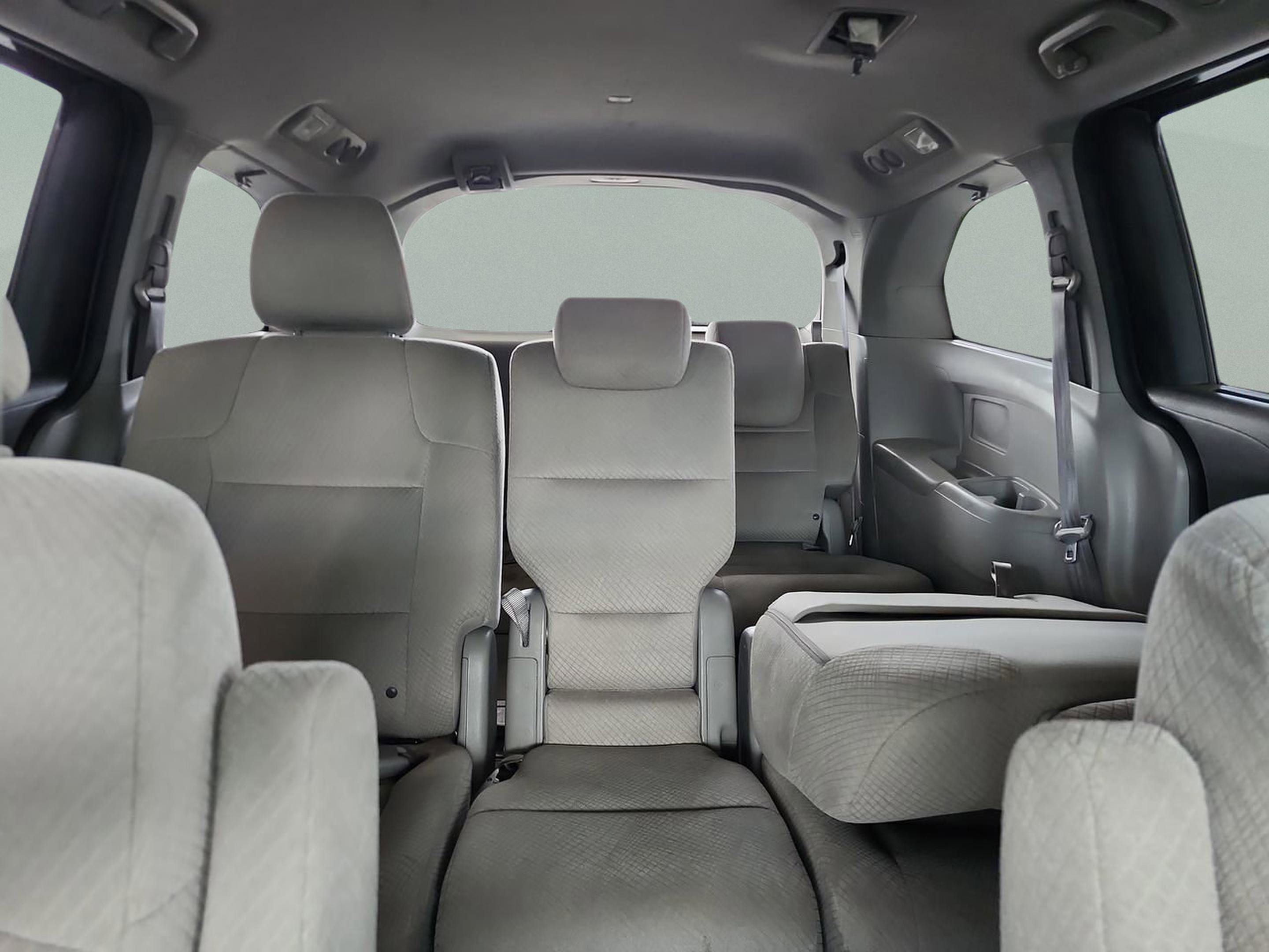 Used 2016 Honda Odyssey EX image 18