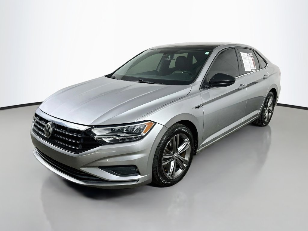 Used 2020 Volkswagen Jetta R-Line FWD image 3