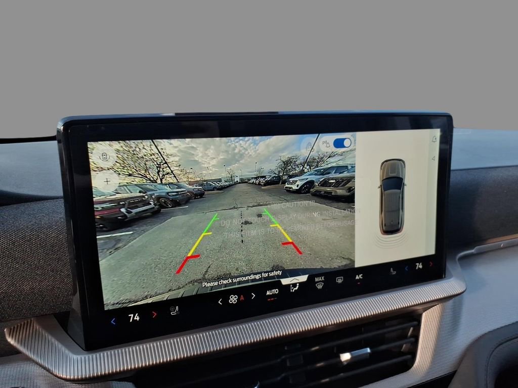 New 2026 Ford Explorer Active image 23