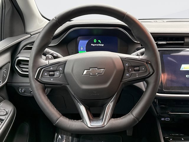 Used 2023 Chevrolet Bolt EUV LT w/ Convenience Package image 12