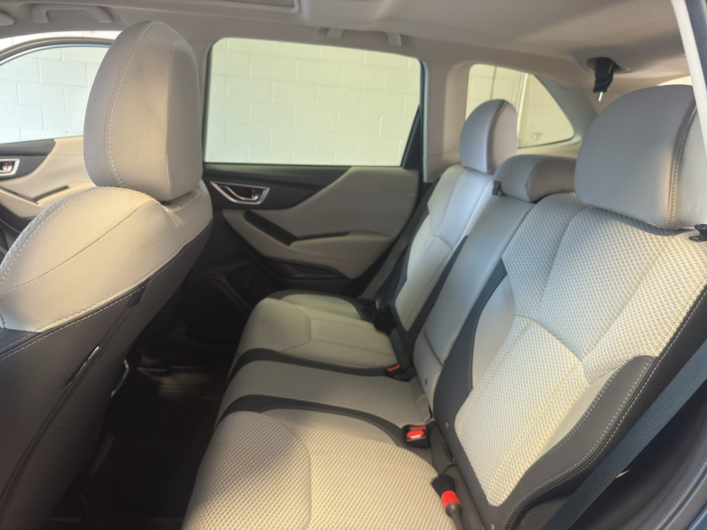 Used 2021 Subaru Forester Premium AWD/4WD image 29