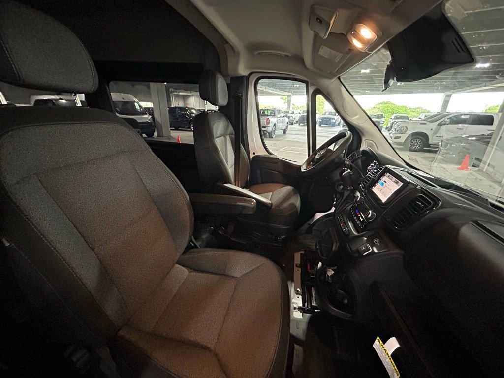 Used 2023 RAM ProMaster 2500 image 22