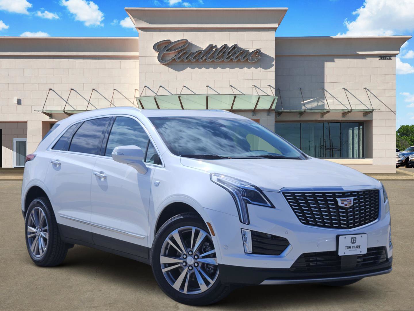 New 2026 Cadillac XT5 Premium Luxury w/ Driver Assist Package AWD/4WD image 1