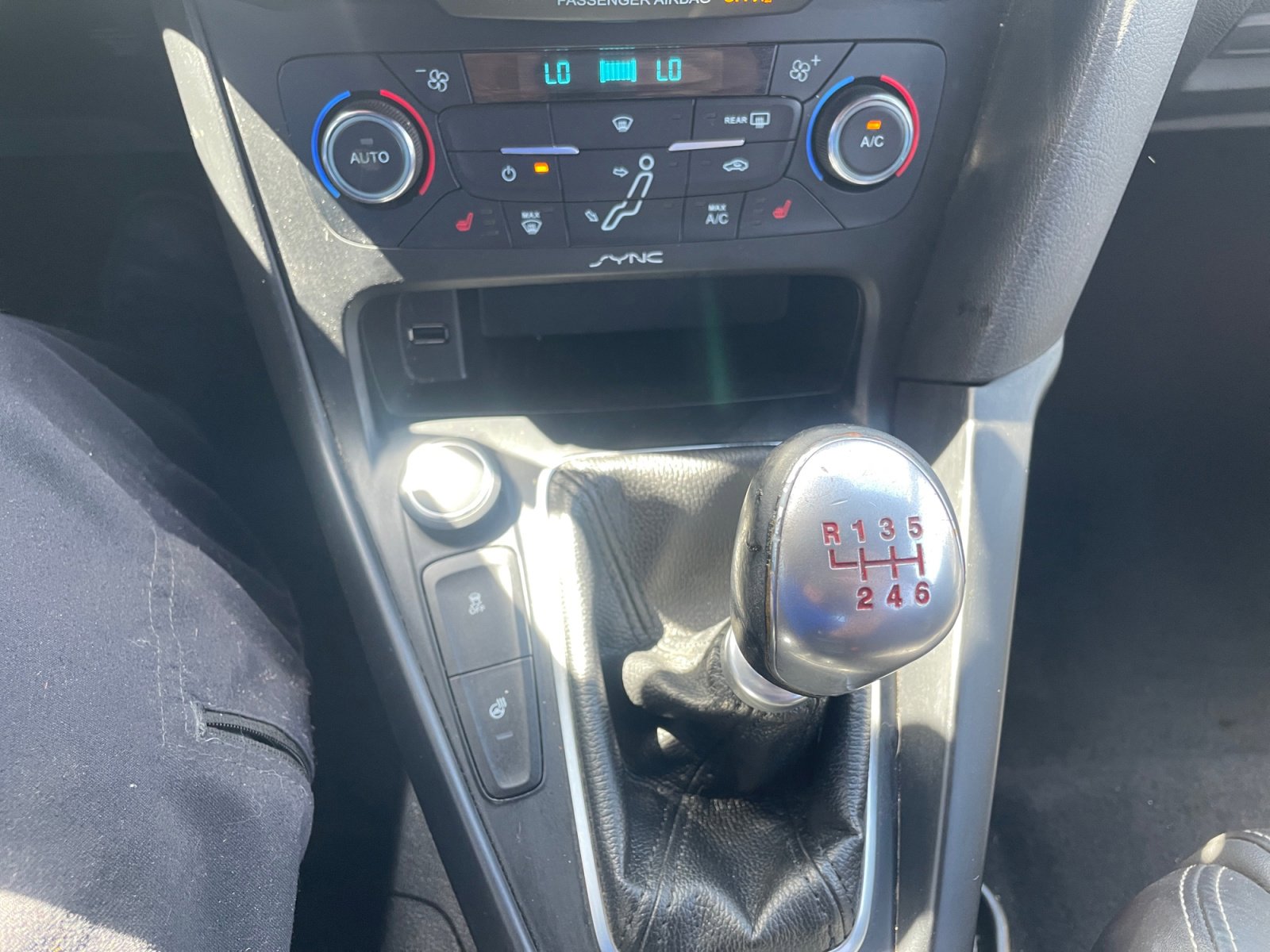 Used 2015 Ford Focus ST w/ Equipment Group 402A image 24