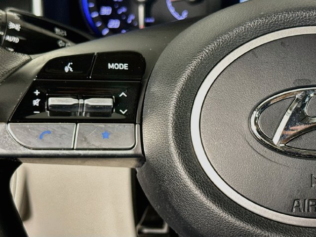 Used 2022 Hyundai Tucson SEL FWD image 11