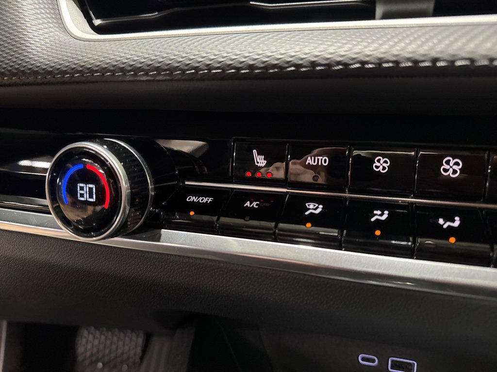 New 2026 Chevrolet Equinox LT w/ Convenience Package II image 35