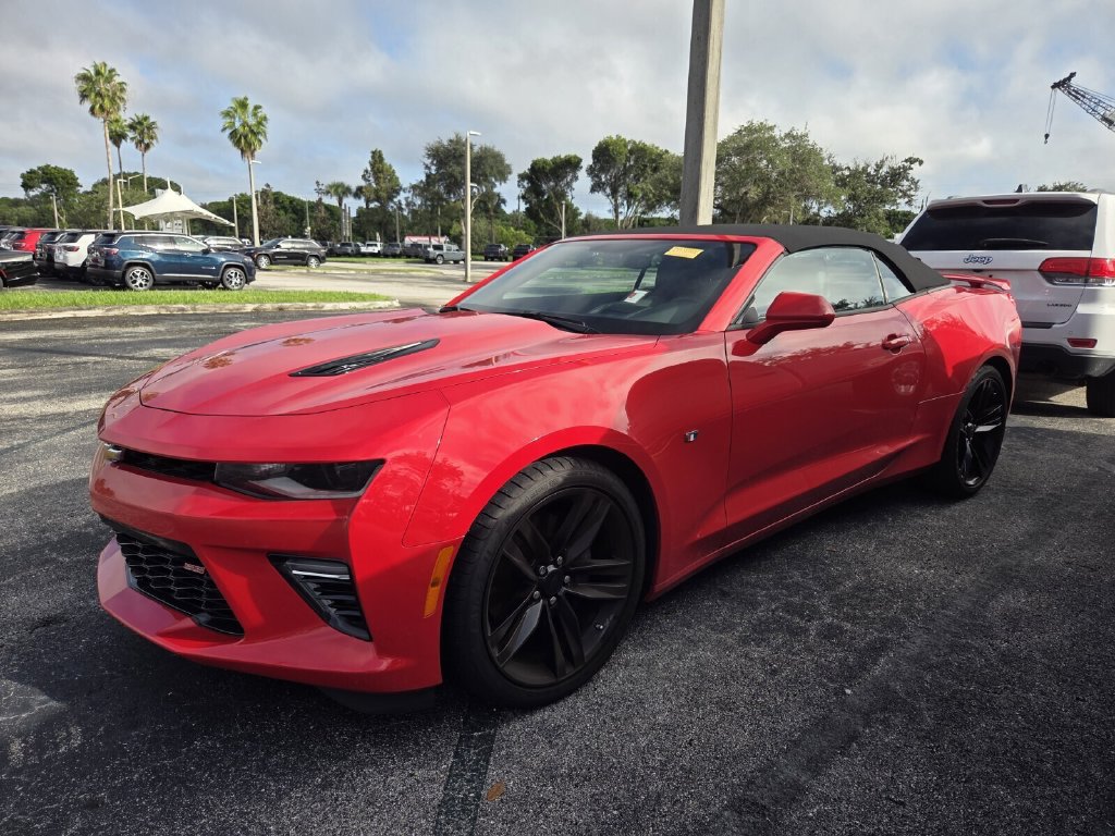 Used 2017 Chevrolet Camaro SS RWD image 3