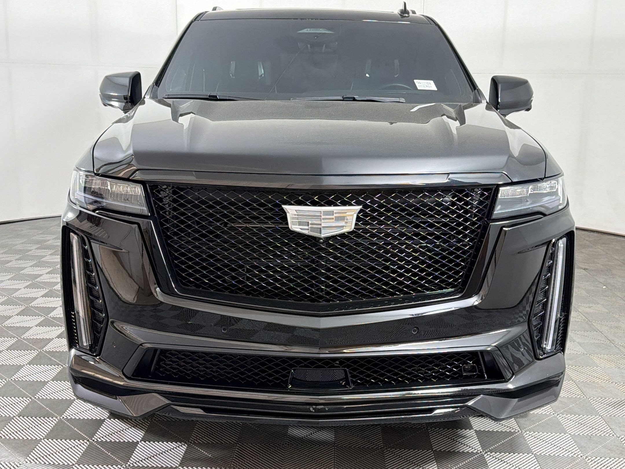 Used 2024 Cadillac Escalade V w/ Heavy-Duty Trailer Package AWD/4WD image 6