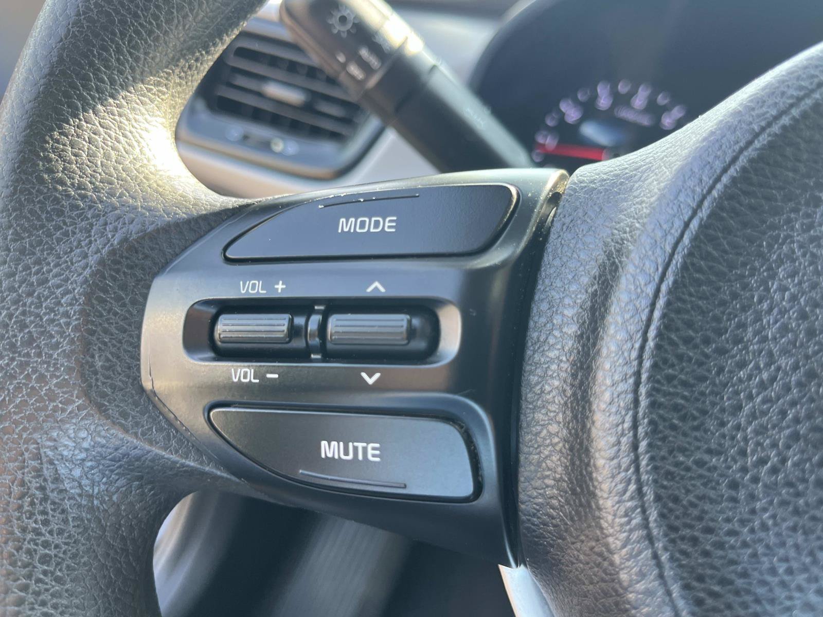 Used 2018 Kia Rio LX FWD image 26