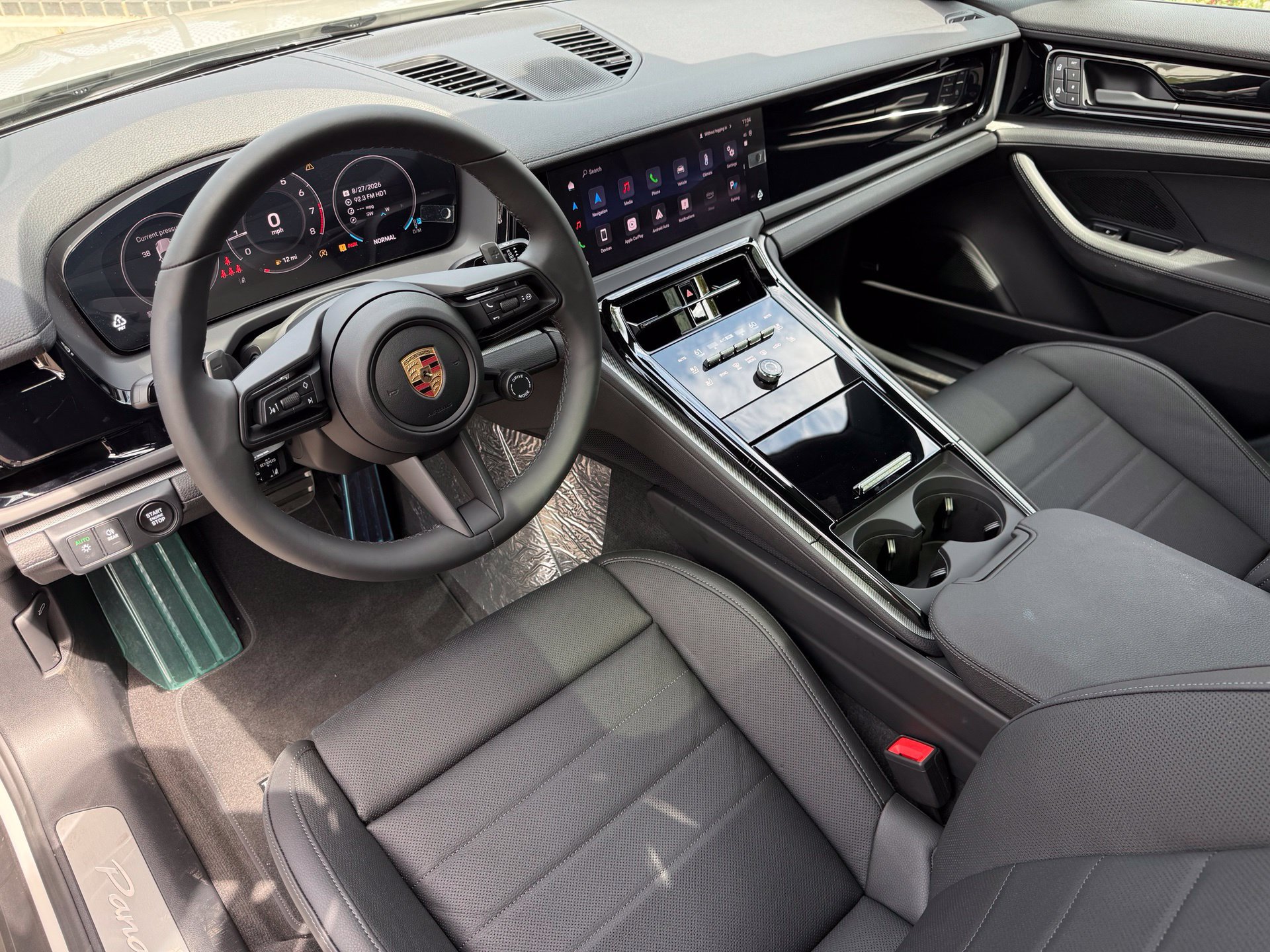New 2026 Porsche Panamera RWD image 4