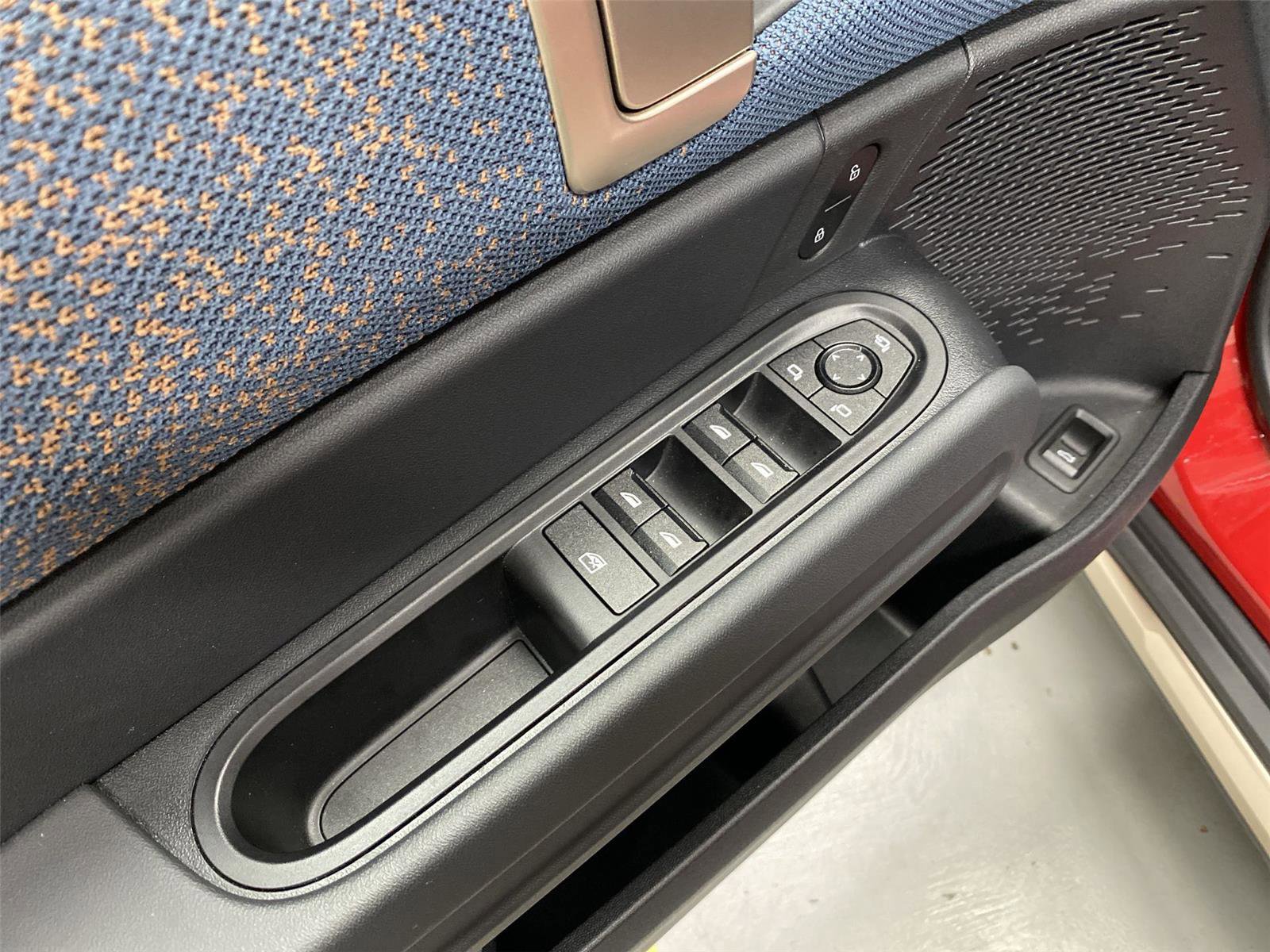 Certified 2025 MINI Cooper Countryman S w/ Comfort Package Max image 19