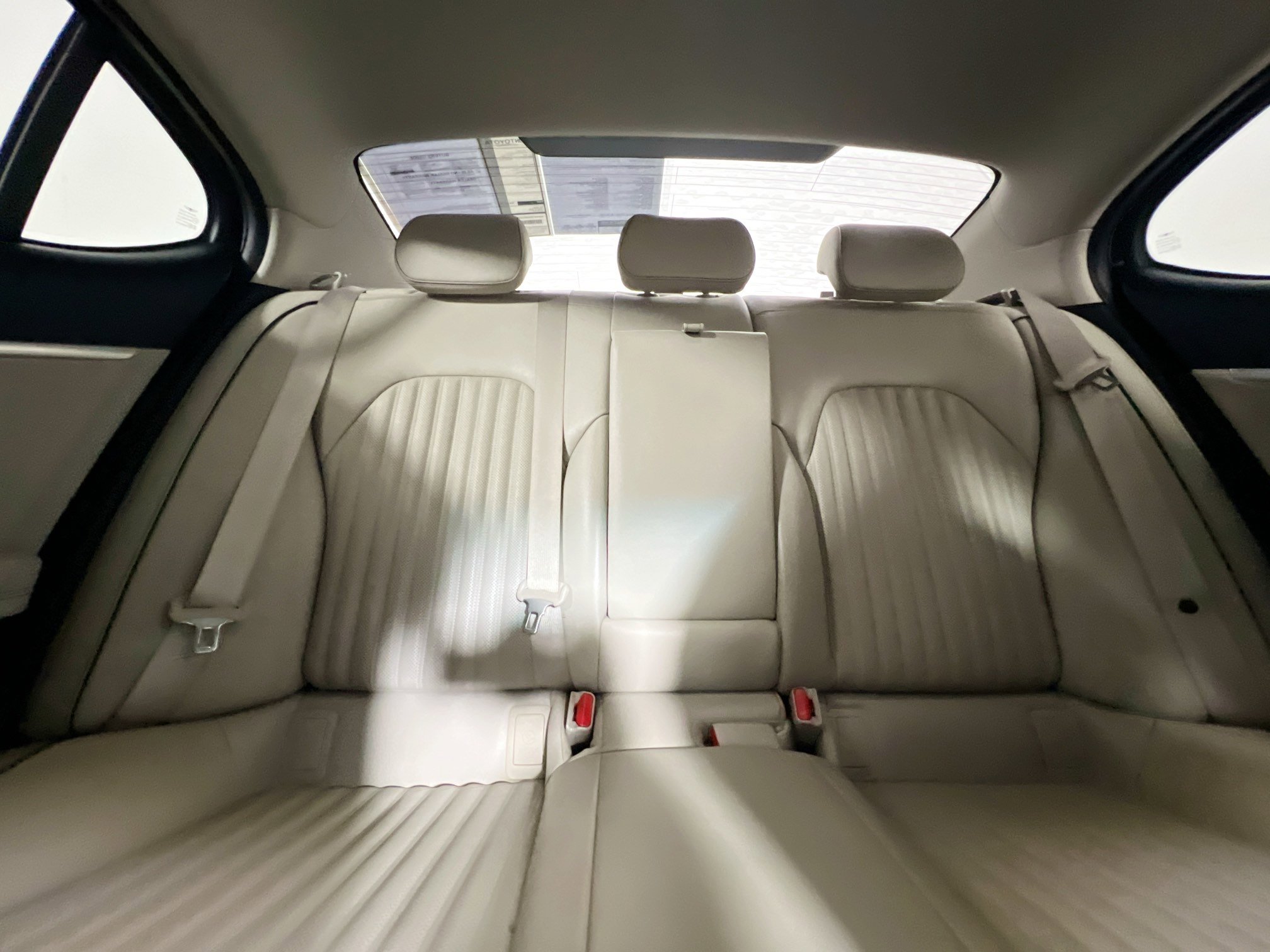 Used 2020 Genesis G70 3.3T w/ Elite Package image 32