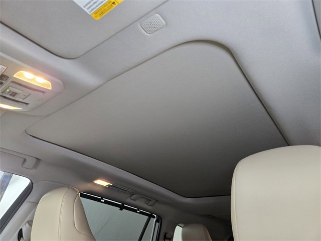 Used 2020 Toyota Highlander Limited Platinum image 14