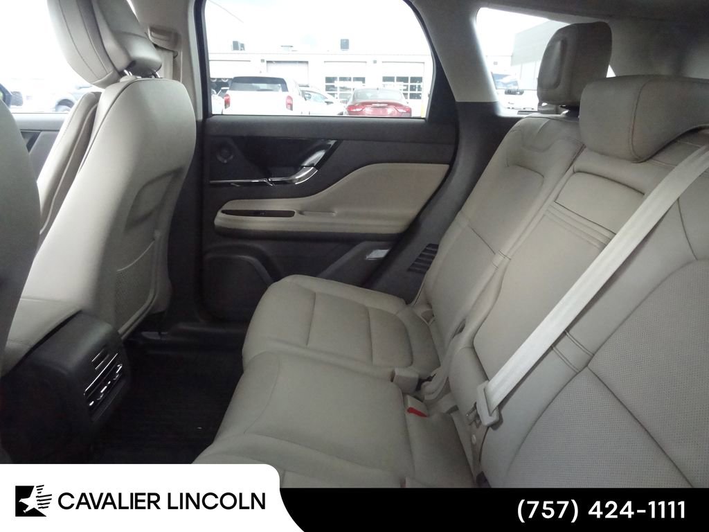 Used 2024 Lincoln Corsair Grand Touring w/ Equipment Group 302A AWD/4WD image 9
