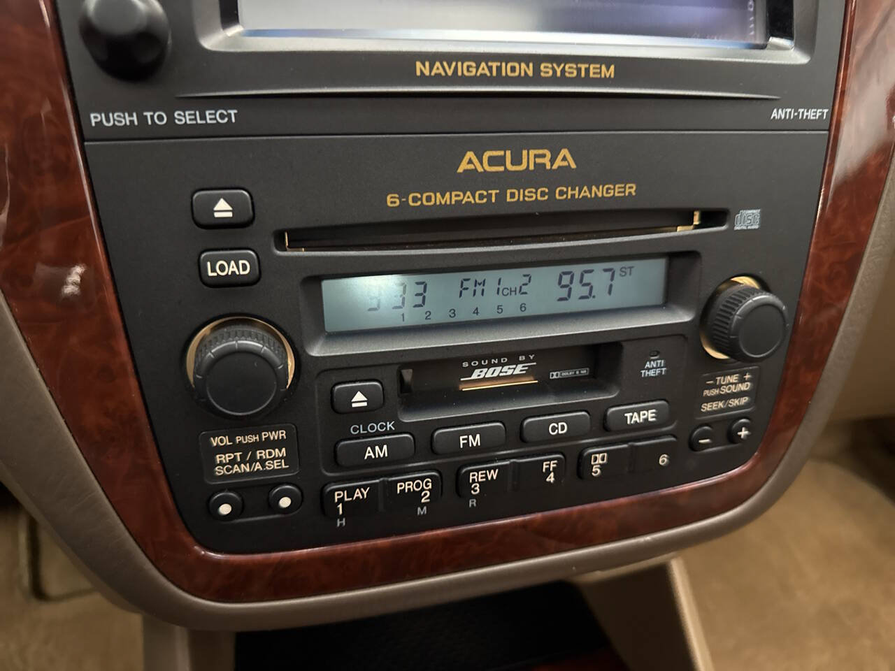 Used 2003 Acura MDX Touring AWD/4WD image 24